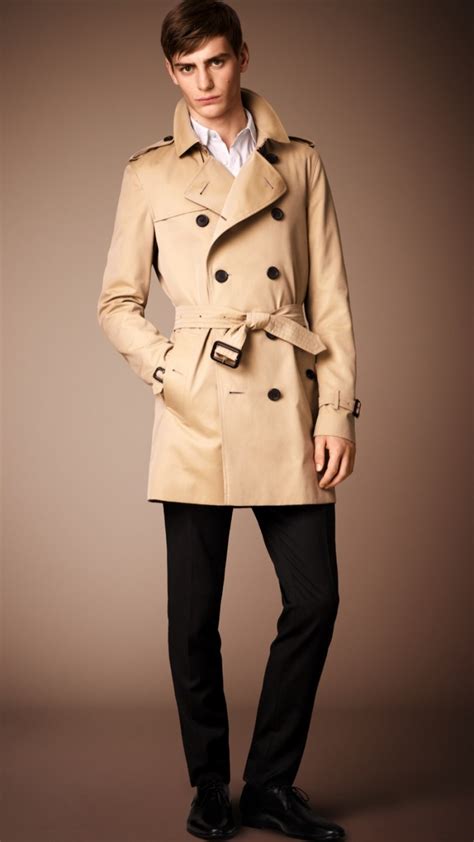 trenchcoat burberry vs|Burberry trench coats outlet.